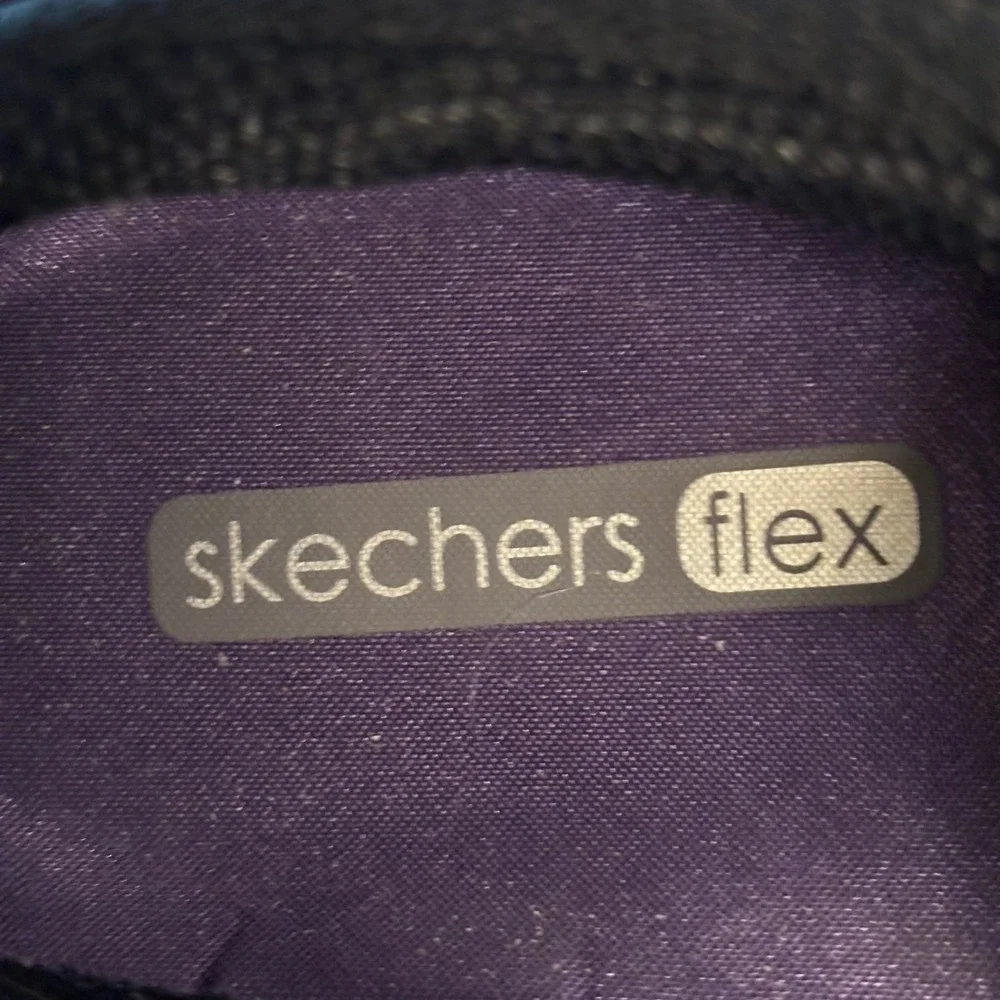 Skechers Gratis In Motion 22169 Women's 7.5 Black Flex Bungee Sneakers EU 37.5